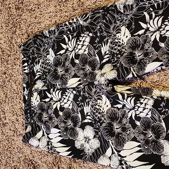 Just Cozy Fleece Lined Leggings - Picture 4 of 5